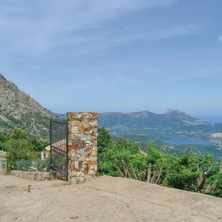Holiday home Six Bedroom Holiday In Speluncato