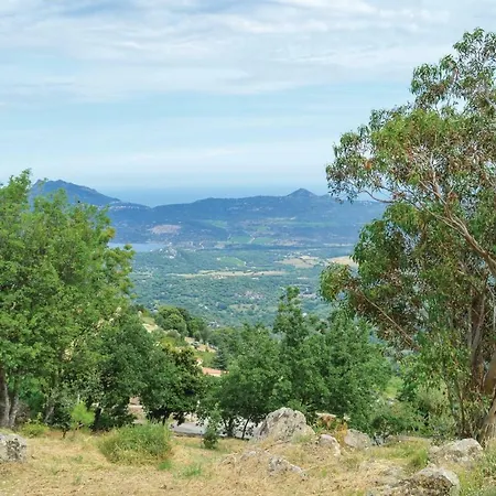 Six Bedroom Holiday In Speluncato Speloncato (Corsica)